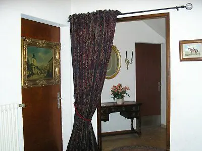 Trente Trois 33 Hotel 3*